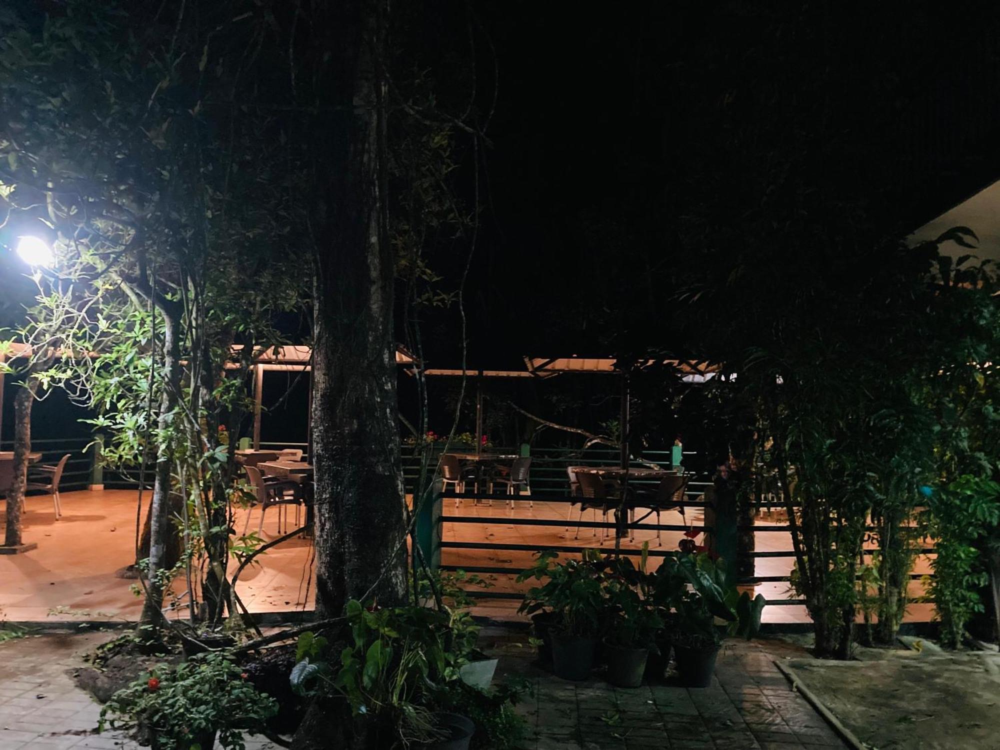 Rainforest Lodge, Deniyaya Singheraja Exterior foto